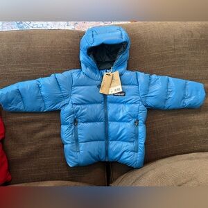 NWT patagonia jacket (12-18 months)